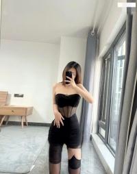 长腿黑丝诱惑骚货